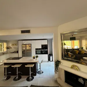 Condes De Iza Nueva Andalucia Marbella